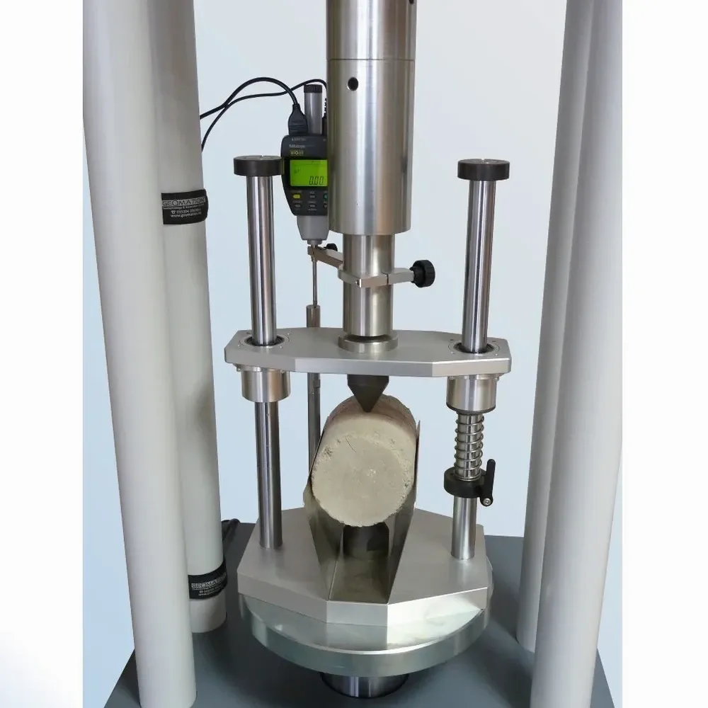 Essai Triaxial à Orléans : Paramètres de Résistance au Cisaillement Fiables
